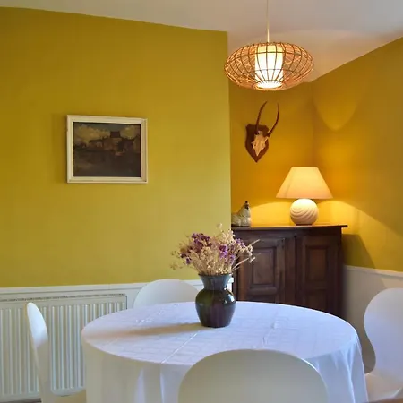 De Chateau De Vaux *