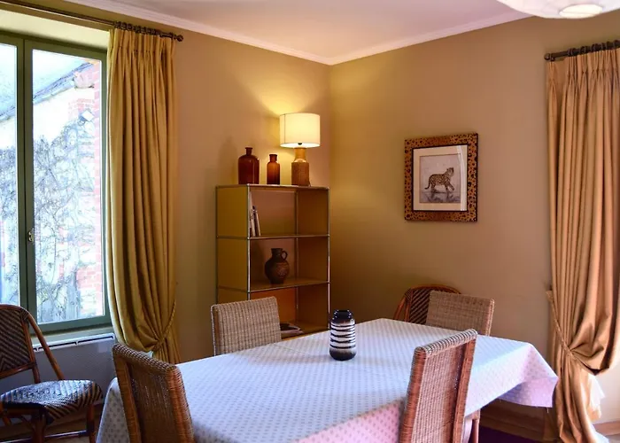 De Chateau De Vaux Casa vacanze Yvré-lʼÉvêque