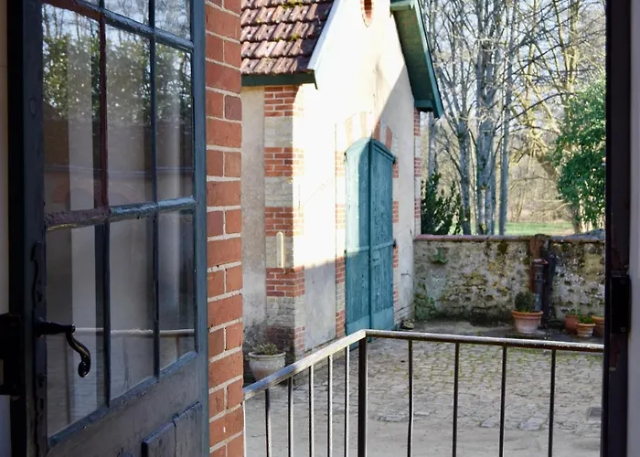 De Chateau De Vaux * Yvré-lʼÉvêque